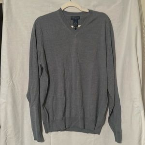 NWT Joseph & Lyman Merino Wool Sweater